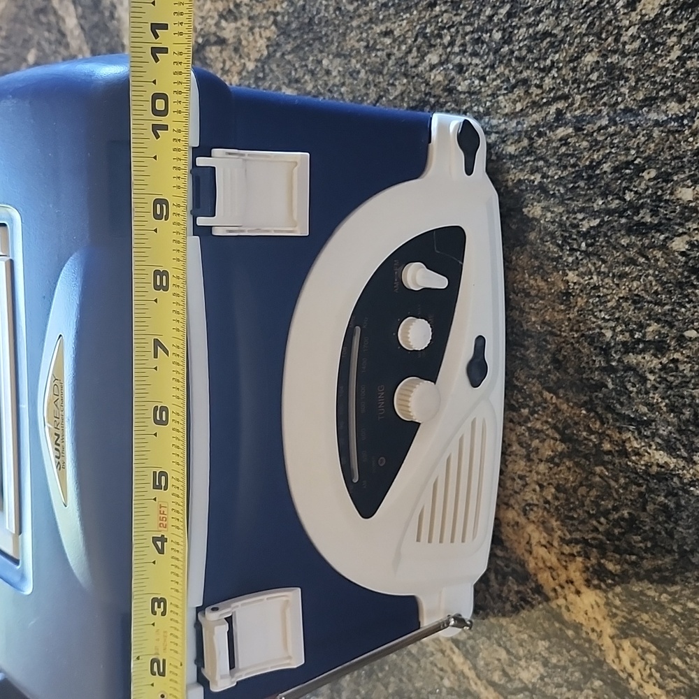 Adventure Cooler With Built In Radio - NWT - Picture 10 of 12